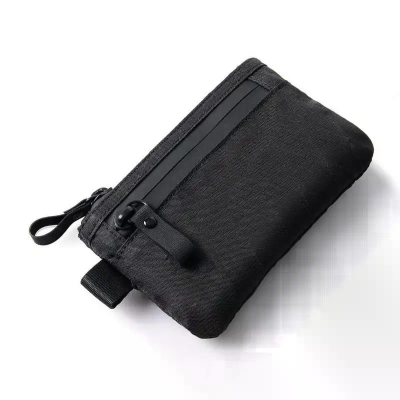 Wodoodporna portmonetka na mon – Multitool Credit Card recenzja i cena